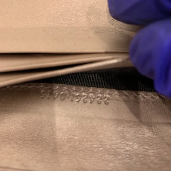 Gucci Beige Micro GG Card Case sku#84212 (Gently used) - Picture 8 of 12